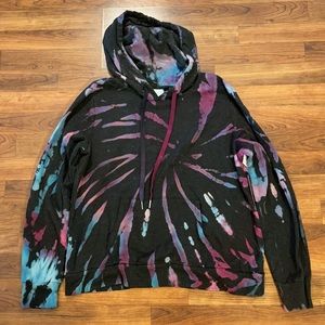 No Boundaries pullover